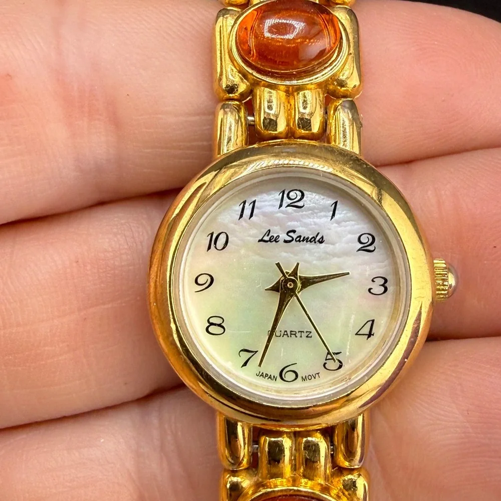 Vintage Lee Sands Watch Gold Tone Mother of Pearl Cabochon Link Bracelet READ